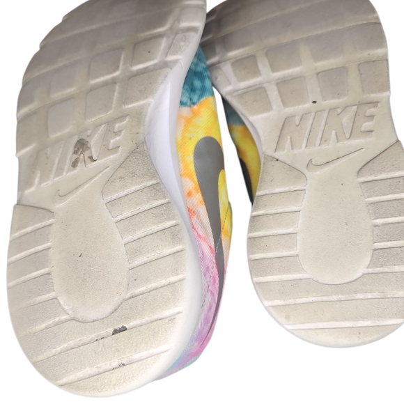 Nike Pastel Tie-Dye Sneakers Big Kid Size 6.5 Used Condition - Picture 6 of 7